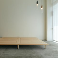 Yunagi Solid Hinoki Minimalist Bed | ベッドフレーム (ヘッド無)の画像