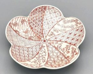 錦銀彩祥瑞捻梅形小銘々皿の画像