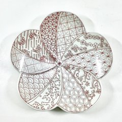 錦銀彩祥瑞捻り梅形銘々皿　15㎝の画像