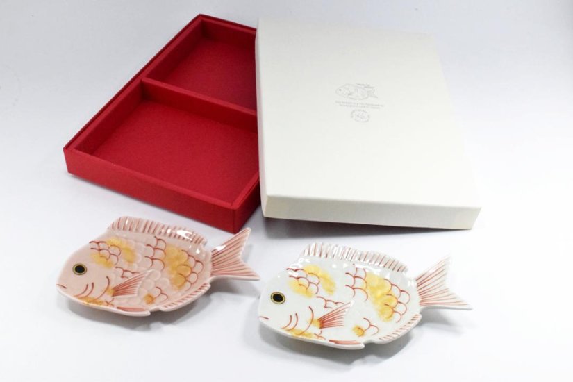 紅鯛＆白鯛　ペア銘々皿　13㎝　ギフト箱入り画像