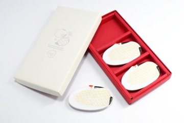鶴　箸置き　3個セット　ギフト箱入りの画像