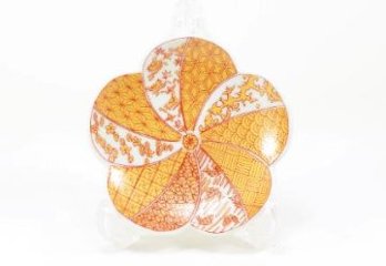 錦金彩祥瑞捻梅形小皿　9㎝の画像