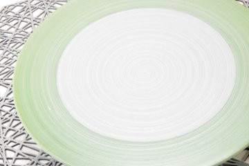 【アウトレット】　　　　75％off　ペールグリーンプレート1枚　21㎝の画像