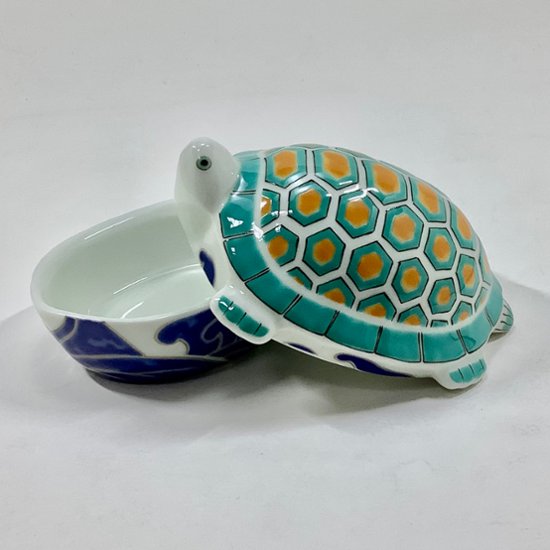 錦亀形蓋物画像