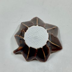 べっ甲釉紅葉形小付画像