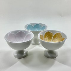 錦薄紅花彫高台小付　8㎝画像