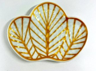 錦金松葉形銘々皿の画像