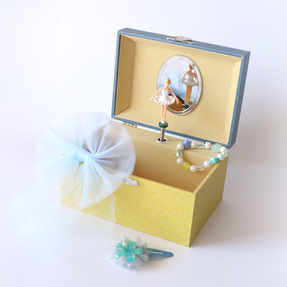 バレリーナが躍る子供用オルゴールジュエリーBOX 橋の上