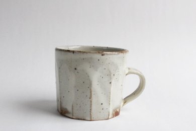 角掛政志　粉引面取マグカップの画像