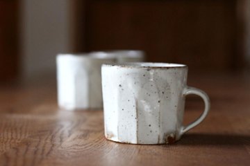 角掛政志　粉引面取マグカップ画像