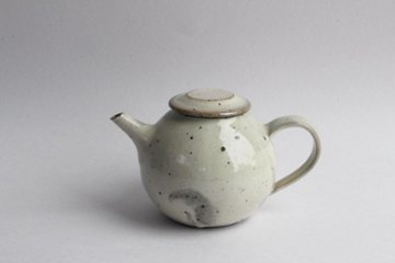 角掛政志　粉引ポットの画像