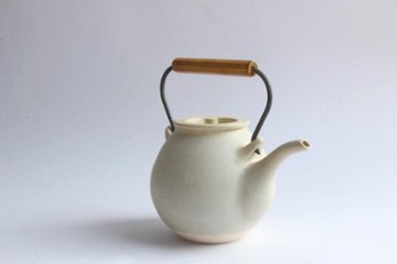 角掛政志　耐火土瓶　白画像