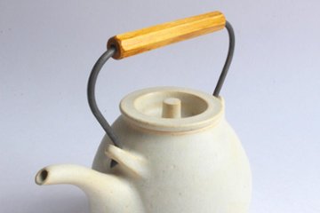 角掛政志　耐火土瓶　白画像