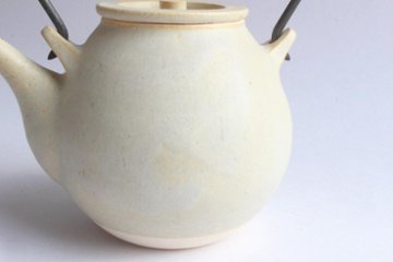 角掛政志　耐火土瓶　白画像