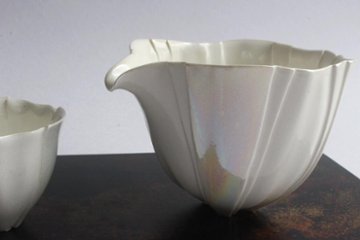 生嶋　花　片口　フリル画像