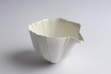 生嶋　花　片口　フリル画像