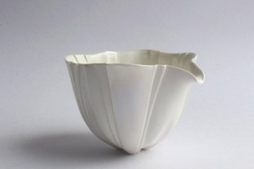 生嶋　花　片口　フリル画像