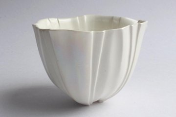 生嶋　花　片口　フリル画像