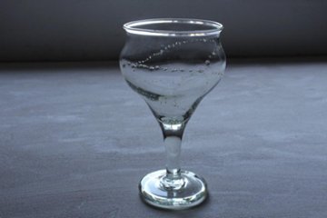 早崎志保　てんてん星のワイングラスの画像