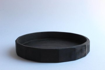 徒爾　くりぬき丸盆1尺　サクラ黒漆（国産/松煙）の画像