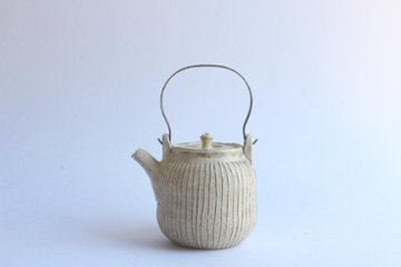 鈴木　進　粉引線紋急須（金具取手）の画像