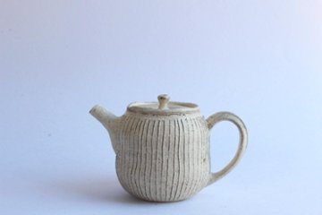 鈴木　進　粉引線紋ポットの画像