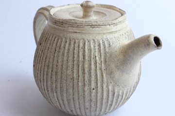 鈴木　進　粉引しのぎポット画像