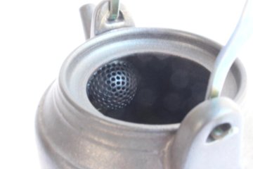 鈴木　進　金彩釉急須（金具取手）画像