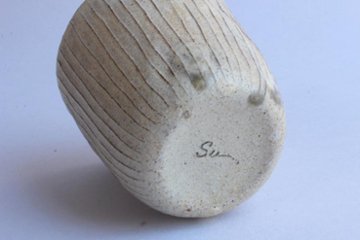 鈴木進　粉引線紋フリーカップ大画像