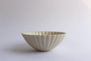 鈴木　進　松原灰釉輪花鉢の画像