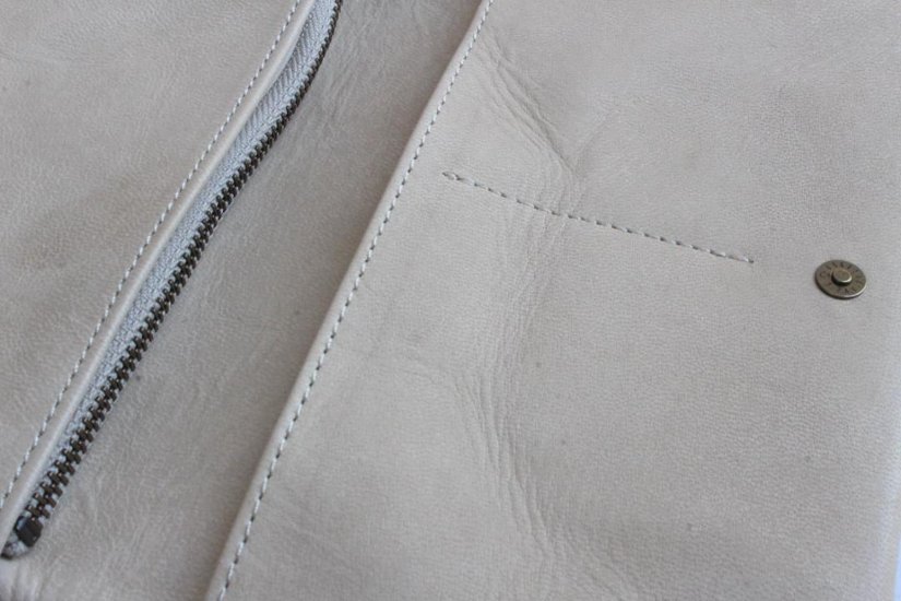 太田一永　長財布画像