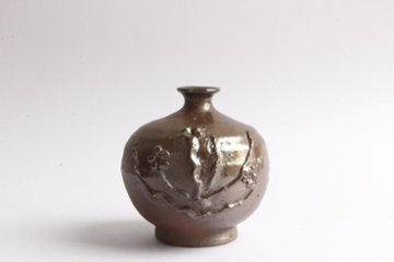 西川真衣　花入れ　焼締め　花の画像