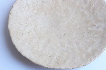 高田かえ　白土平皿画像