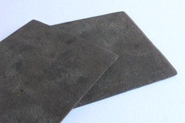 高田かえ　黒錆角皿画像