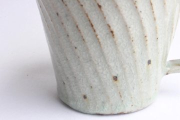 伊藤　豊　しのぎマグカップ　白画像