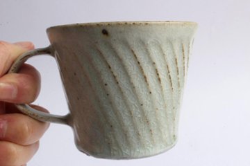伊藤　豊　しのぎマグカップ　白画像