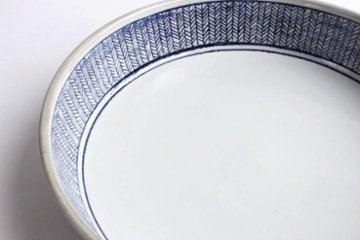 鈴木美佳子　２４ｃｍ切立ち　矢羽根画像