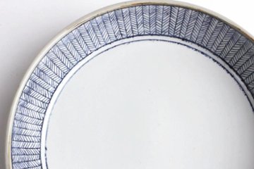 鈴木美佳子　２２ｃｍ切立ち　矢羽根画像