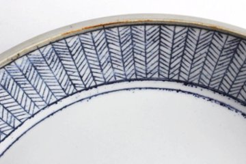 鈴木美佳子　２２ｃｍ切立ち　矢羽根画像