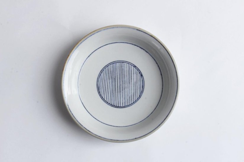 鈴木美佳子　１４ｃｍ小皿　線刻画像