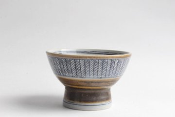 鈴木美佳子　小どんぶり　矢羽根（茶）の画像