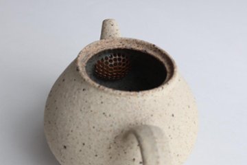 畑中　篤　荒化粧急須　小画像