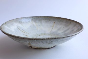 坪井俊憲　粉引鉢画像