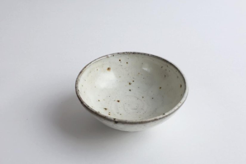 坪井俊憲　粉引小鉢画像