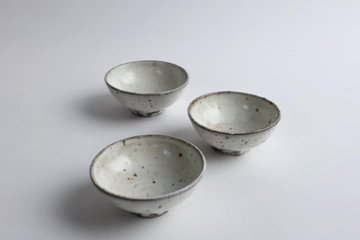 坪井俊憲　粉引小鉢画像