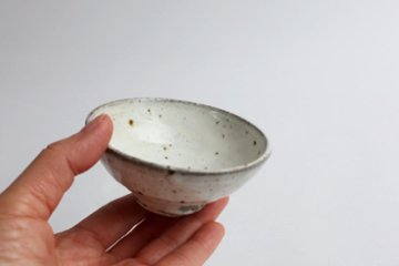 坪井俊憲　粉引小鉢画像