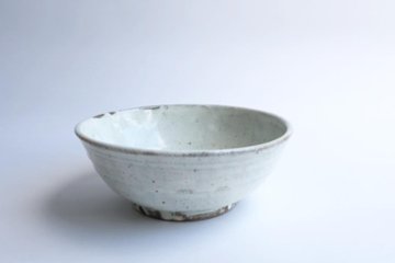 坪井俊憲　粉引鉢の画像