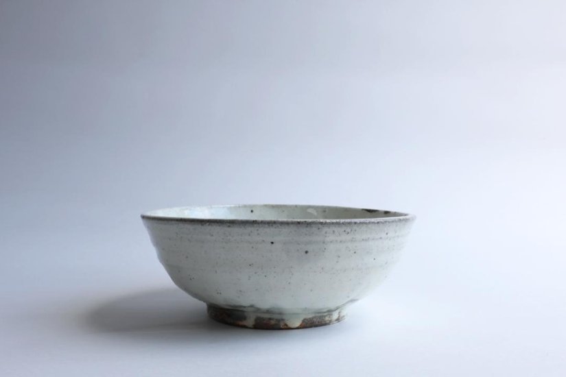 坪井俊憲　粉引鉢画像