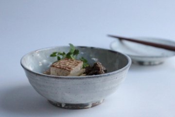 坪井俊憲　粉引鉢画像