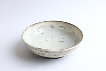 坪井俊憲　刷毛目粉引なます皿画像